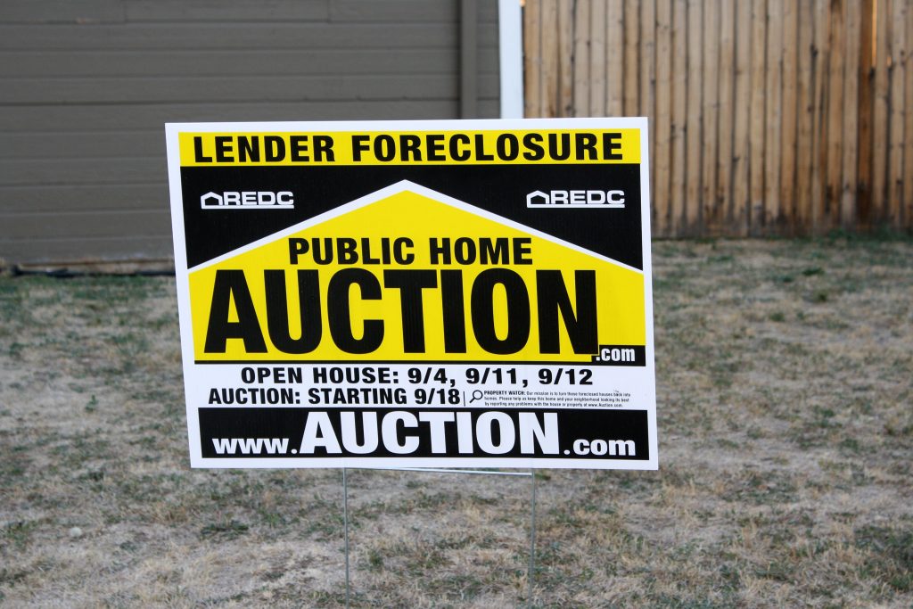 avoid house auctions